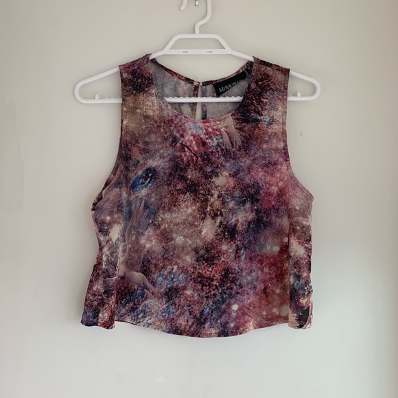 Tops - Picture 7 of 8